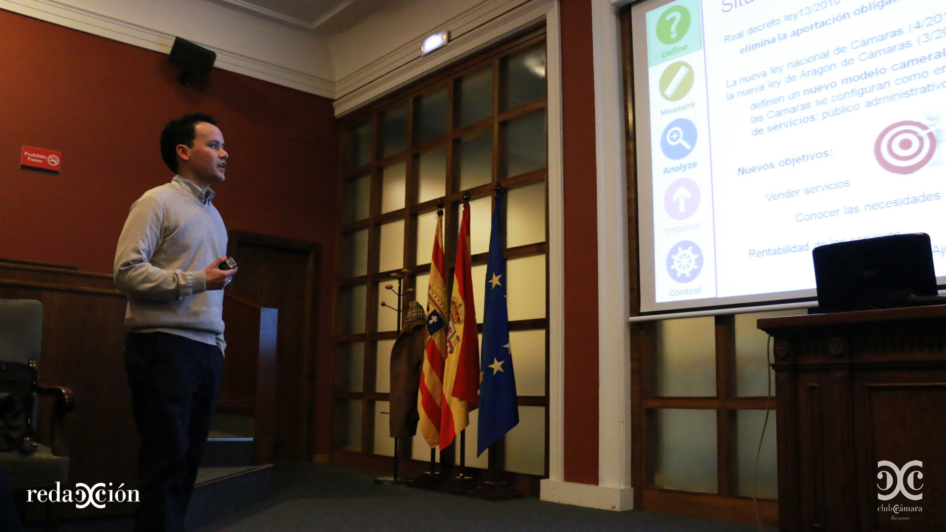 Nacho Peláez, durante su exposición.