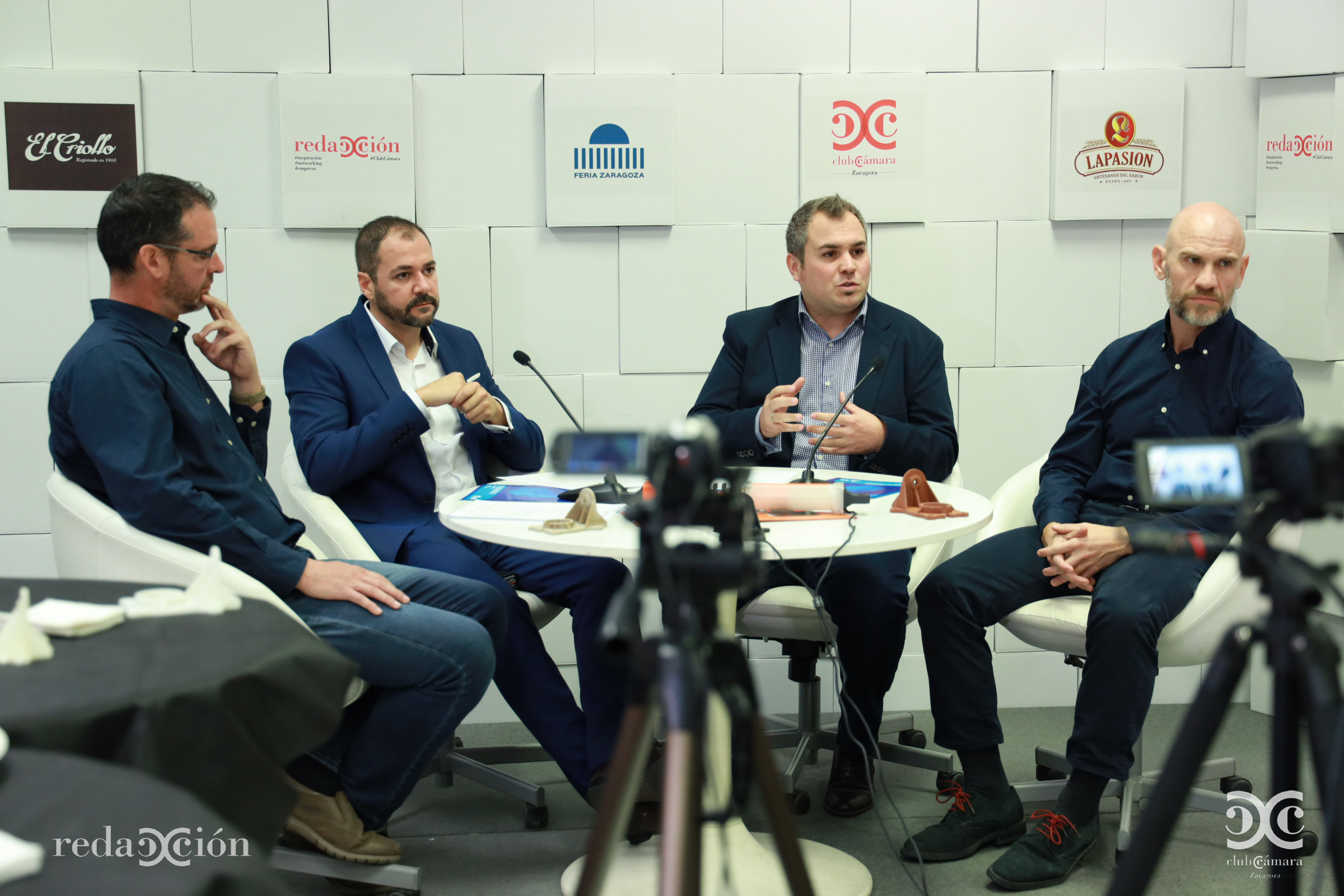 José Ramón Vera, José María Ferrándiz, Pablo Murillo y José Antonio Beamonte, en el desayuno sobre impresión 3D.