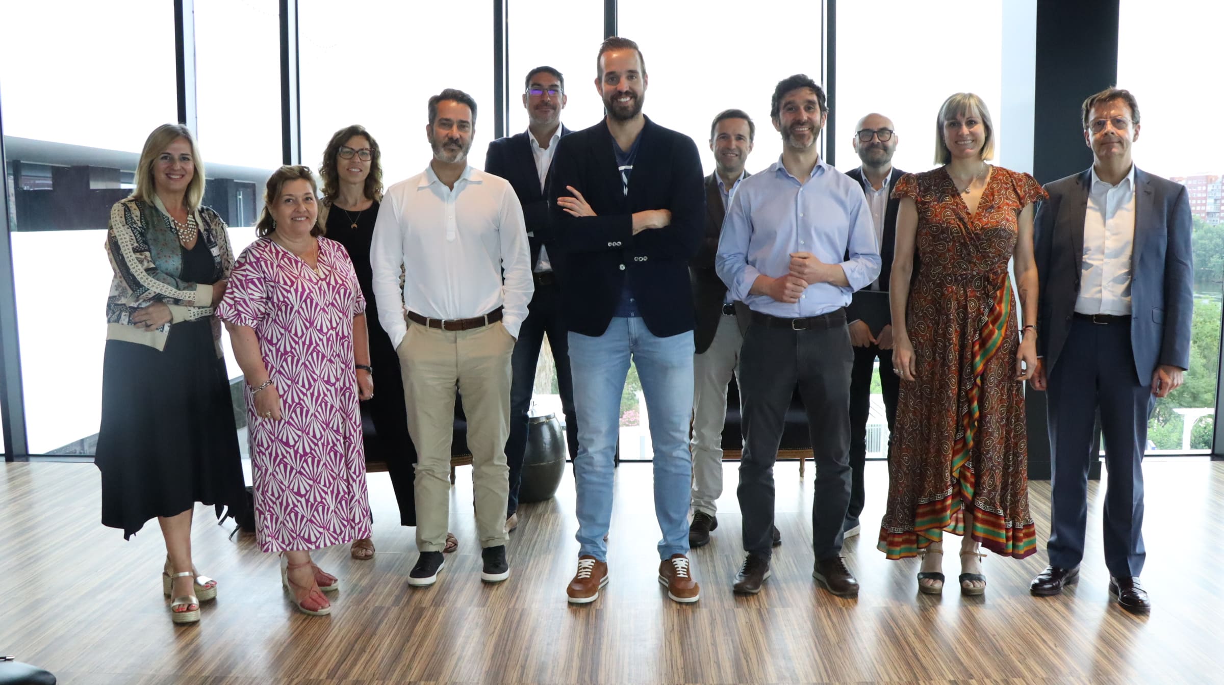 invitados y protagonistas del almuerzo de e-commerce con carlos sánchez broto CEO de fútbol emotion