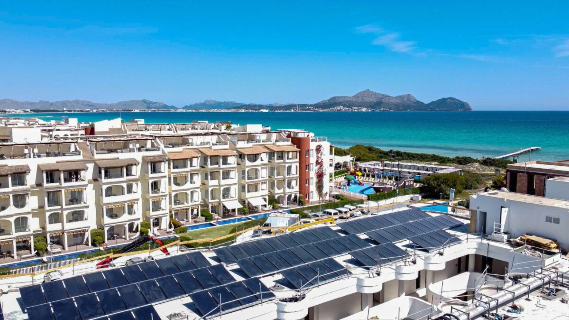 Abora Solar, paneles solares híbridos en el sector hotelero