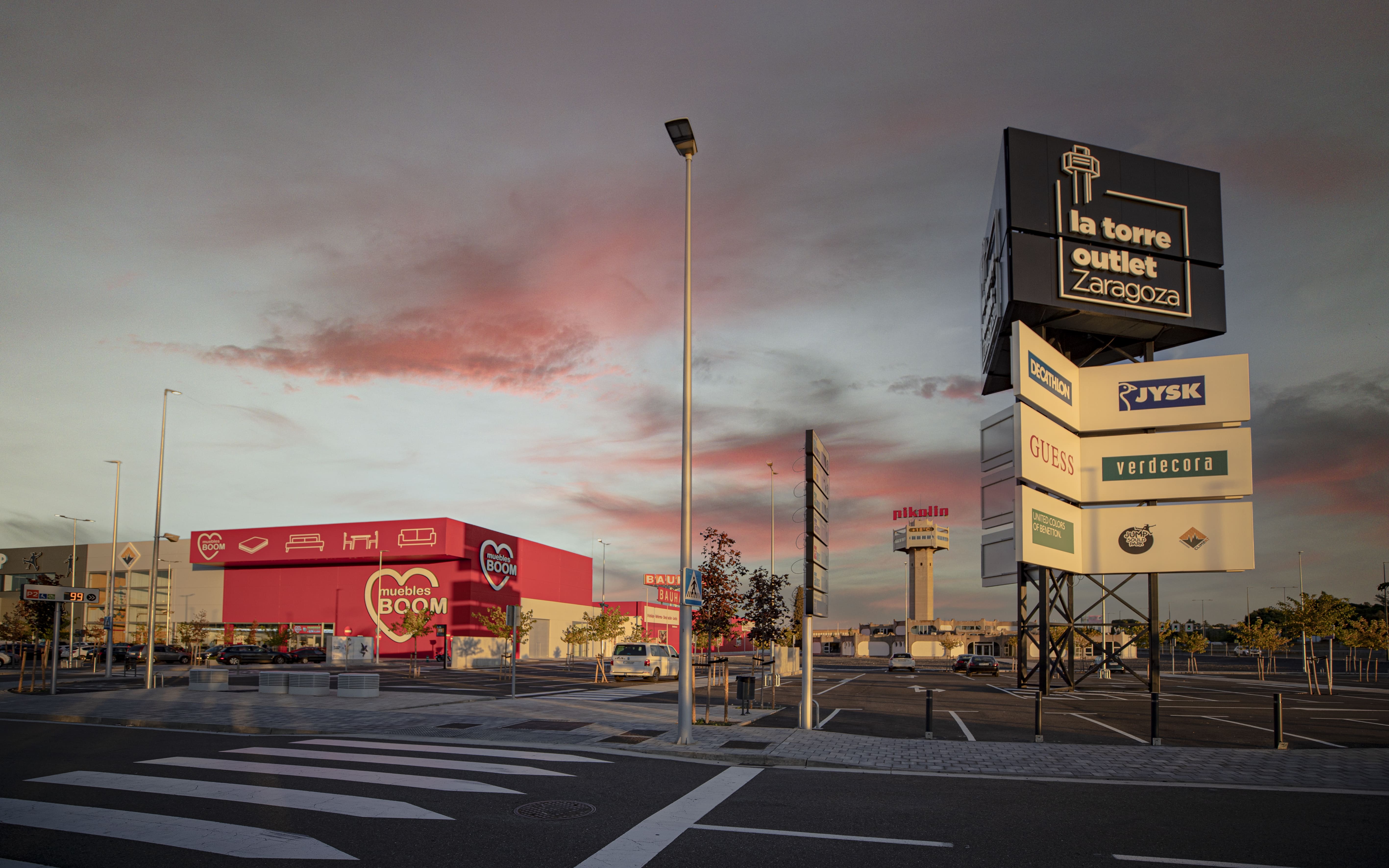 torre outlet zaragoza