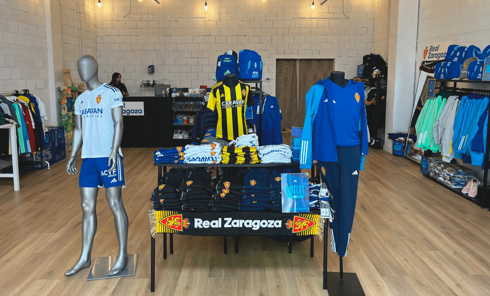 pop up real zaragoza la torre outlet