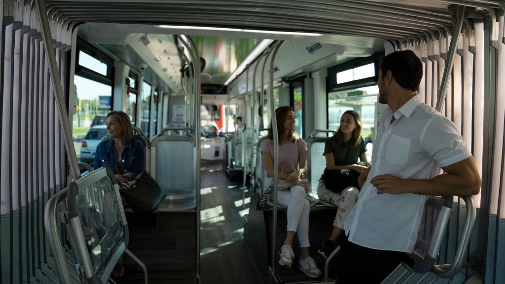 autobus urbano zaragoza AVANZA
